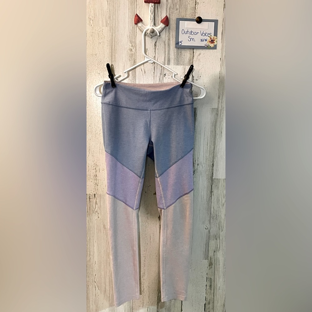 Small Outdoor Voices Leggings